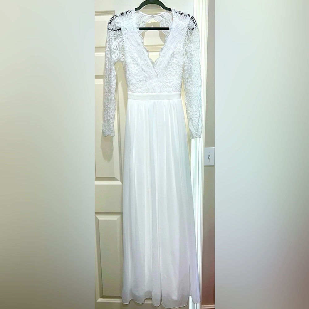 NWT Long sleeve white dress